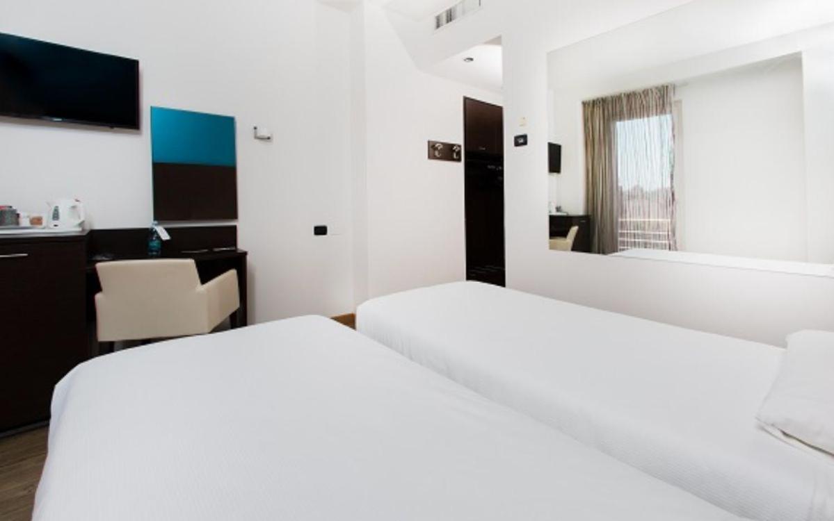 Hotel Bonotto Desenzano del Garda Zewnętrze zdjęcie